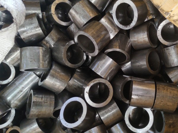 红花岗无缝钢管切割